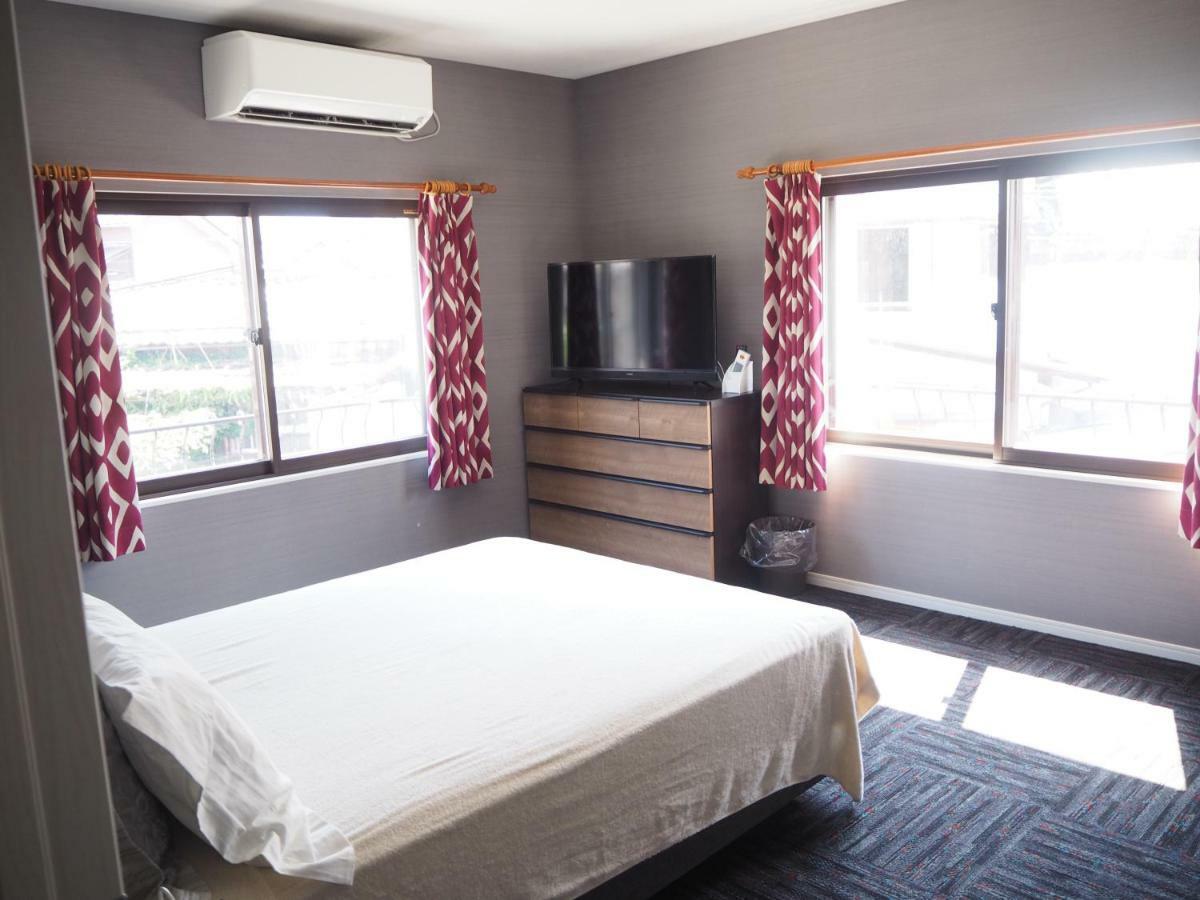 Guest House Bostons Ніїґата Екстер'єр фото
