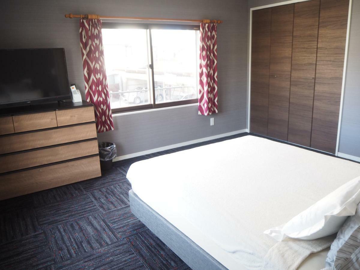 Guest House Bostons Ніїґата Екстер'єр фото